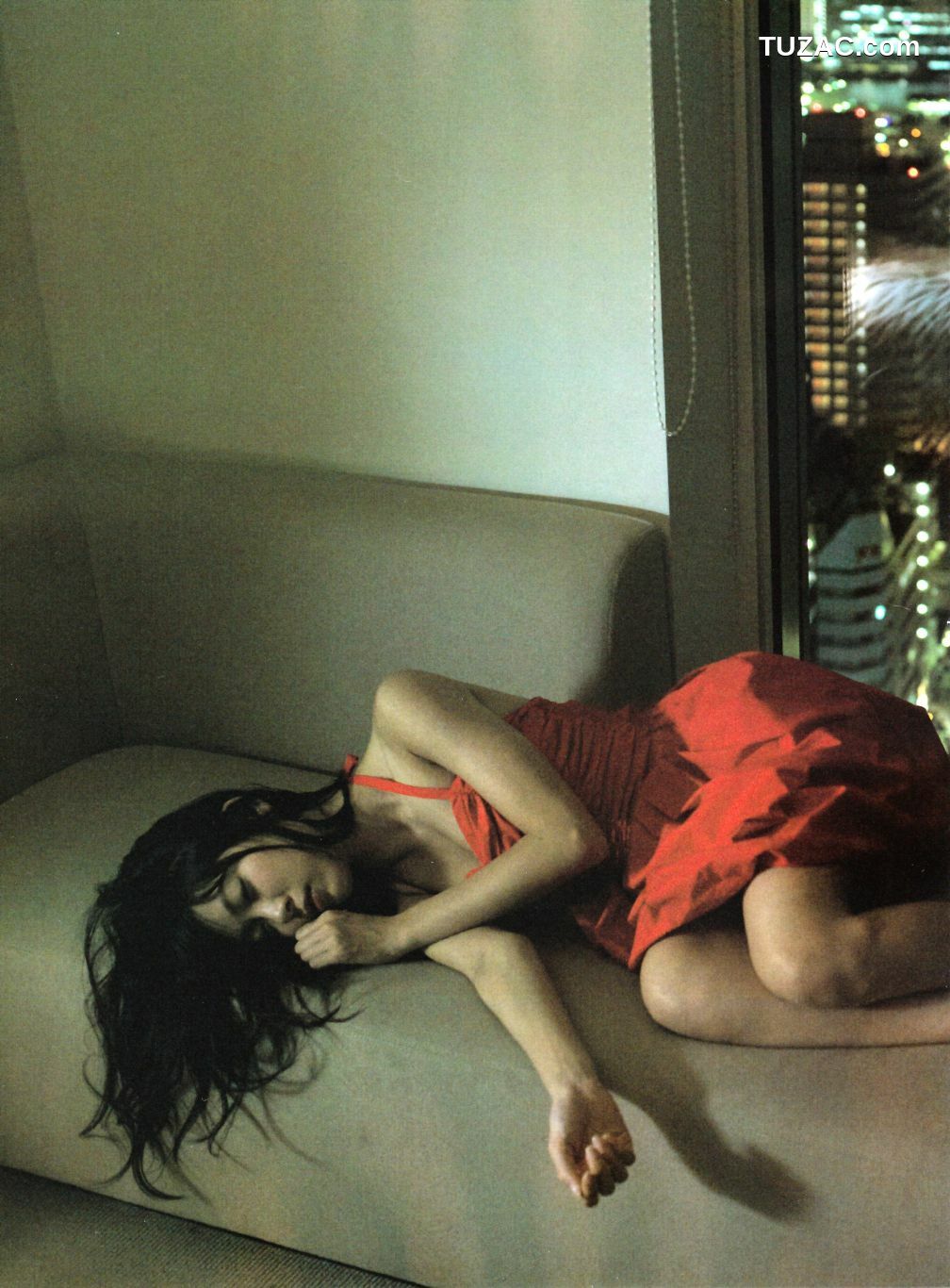 PB写真集_渡辺美优纪《みる神》 写真集[152P]