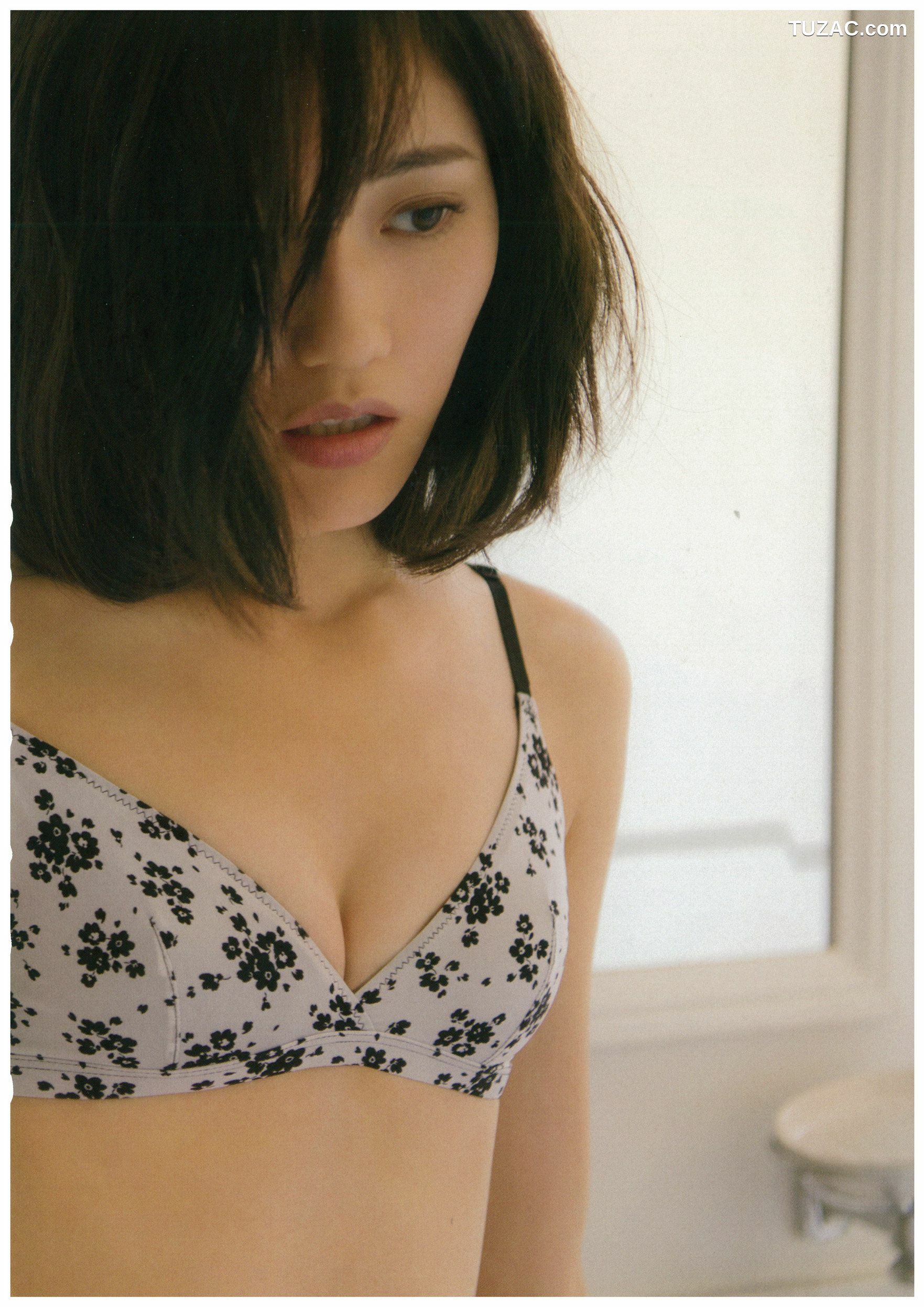 PB写真集_渡辺麻友 《知らないうちに》 [113P]