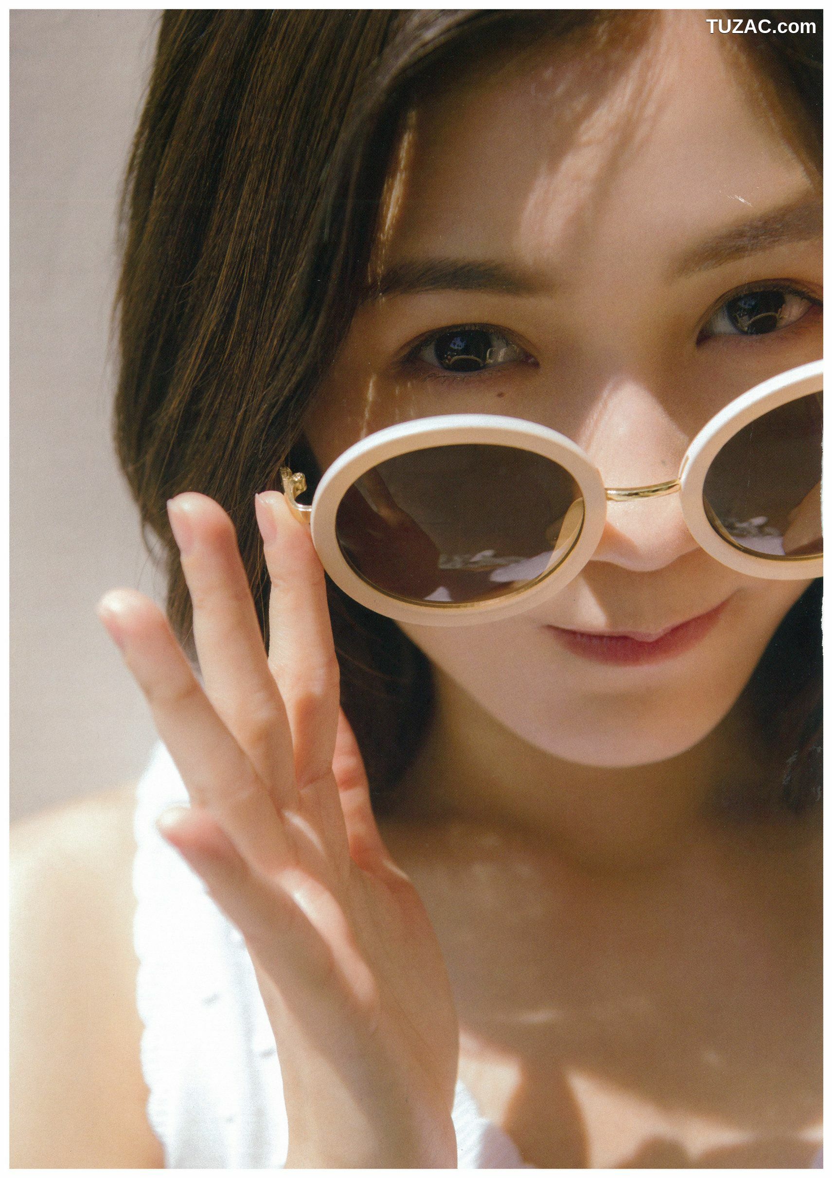 PB写真集_渡辺麻友 《知らないうちに》 [113P]