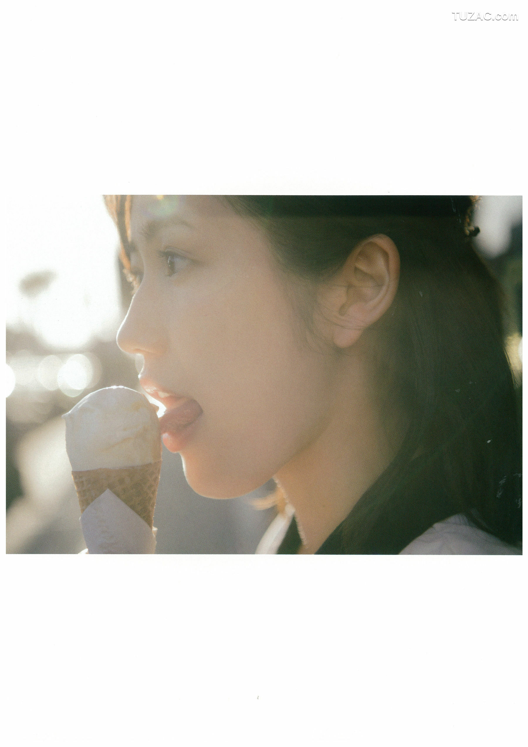 PB写真集_渡辺麻友『知らないうちに』 写真集[113P]