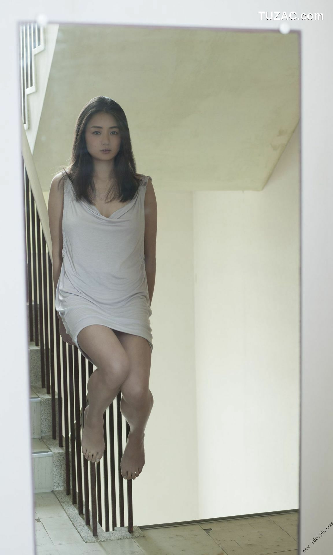 PB写真集_片山萌美 Moemi Katayama 《覚醒》 [75P]