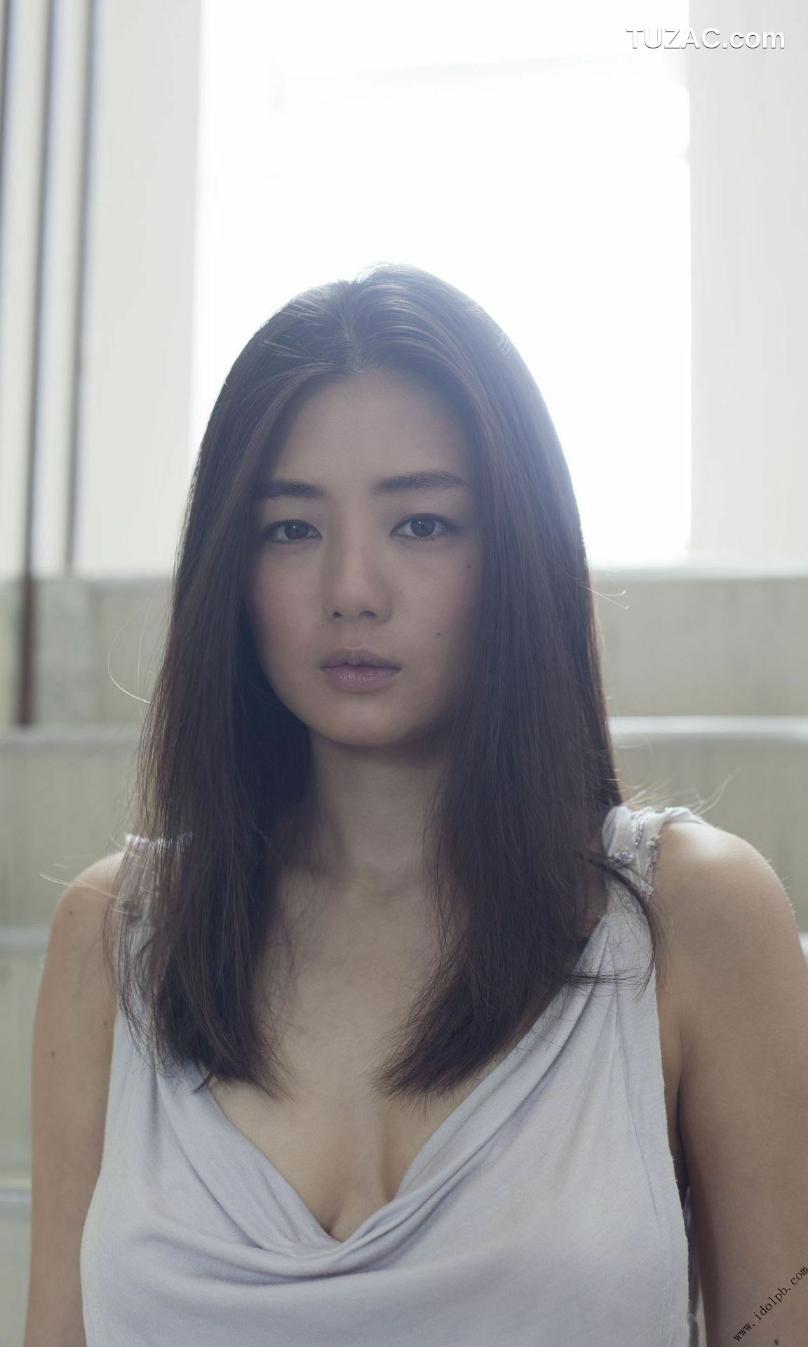 PB写真集_片山萌美 Moemi Katayama 《覚醒》 [75P]