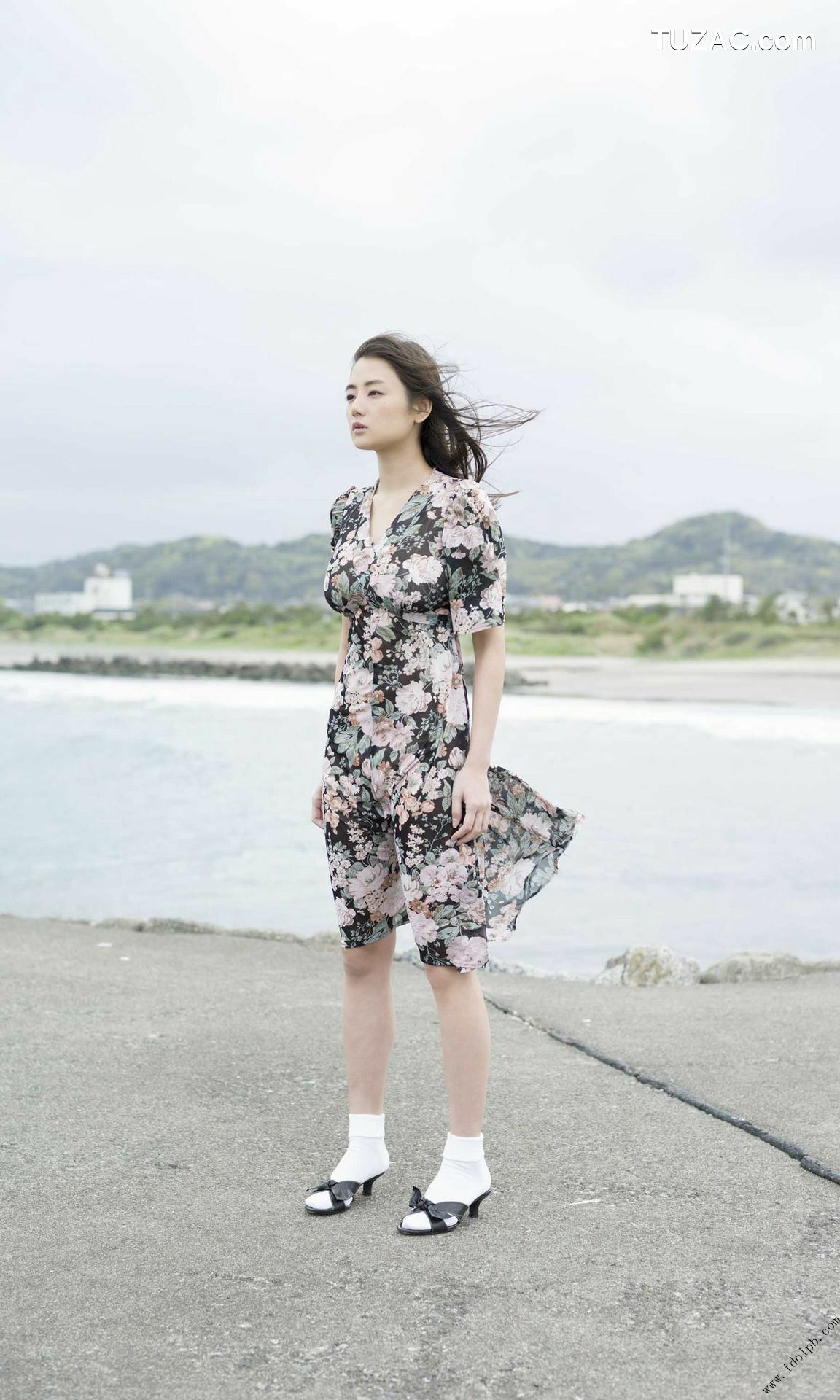 PB写真集_片山萌美 Moemi Katayama 《覚醒》 [75P]