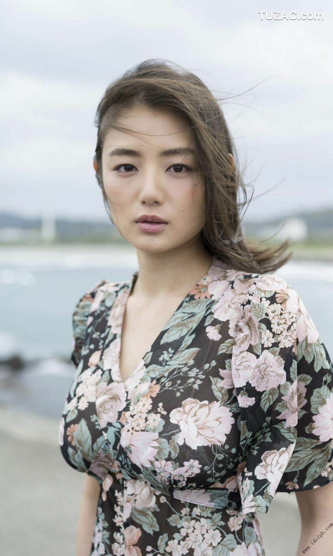 PB写真集_片山萌美 Moemi Katayama 《覚醒》 [75P]