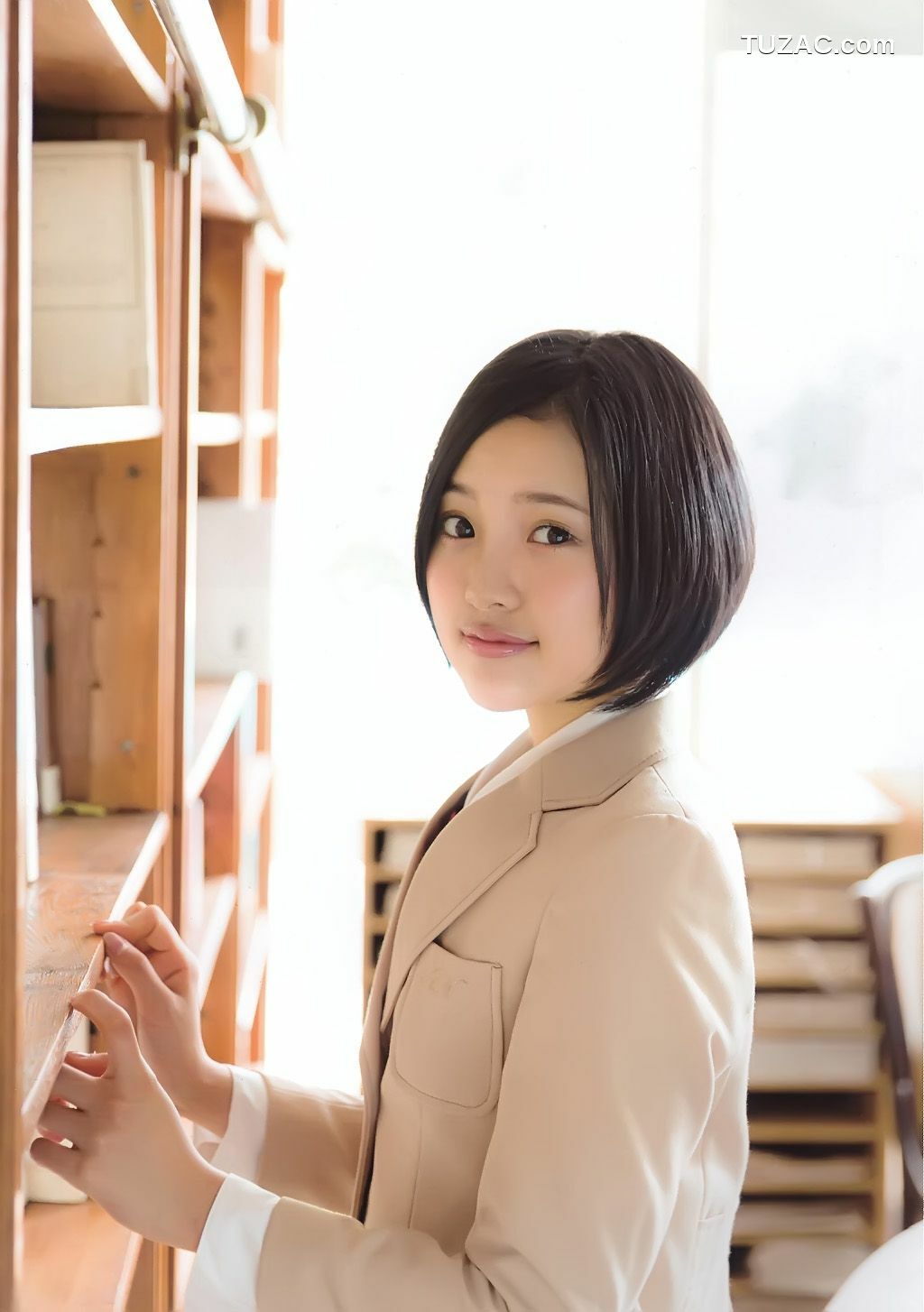 PB写真集_生田絵梨花、兒玉遥 《Graduation 高校卒業》[37P]