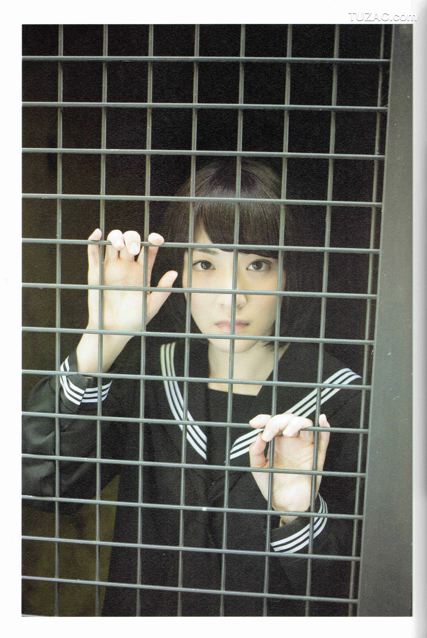 PB写真集_生駒里奈《君の足跡》 写真集 [126P]