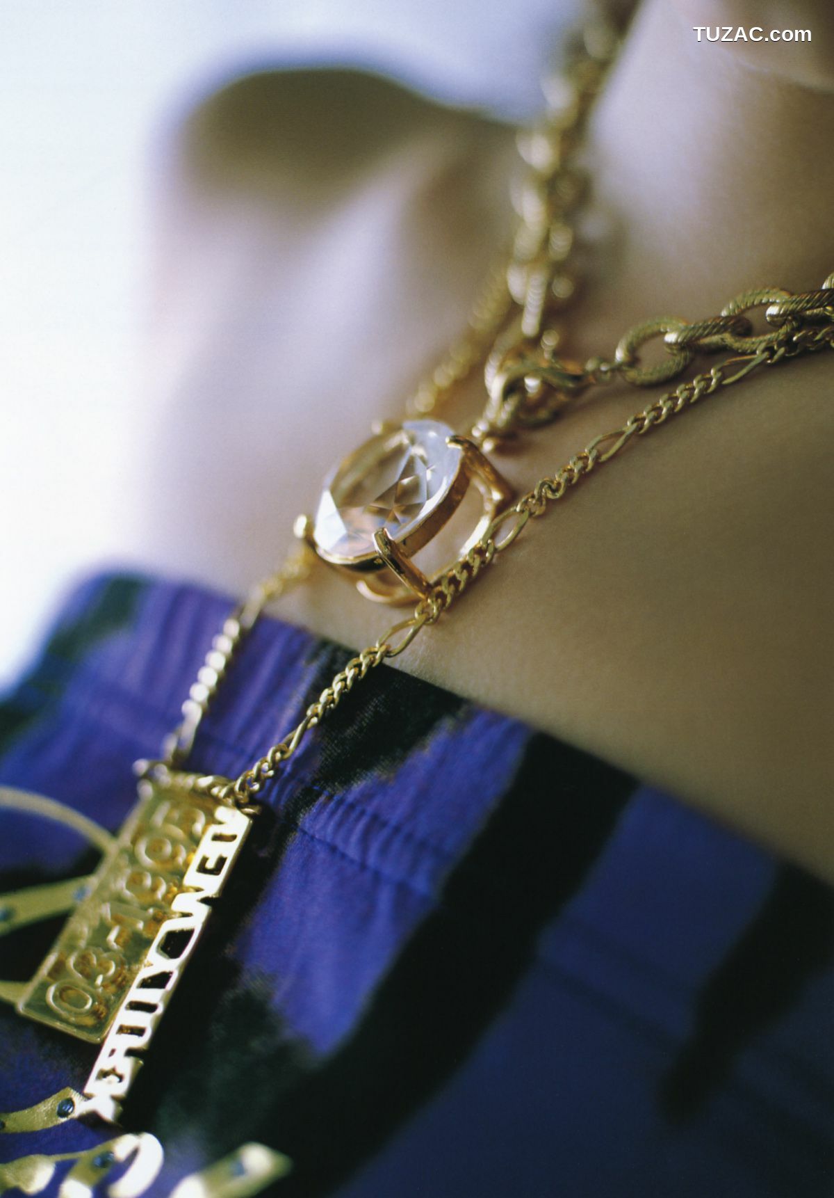 PB写真集_田中れいな/田中丽奈 《GIRL》 [83P]