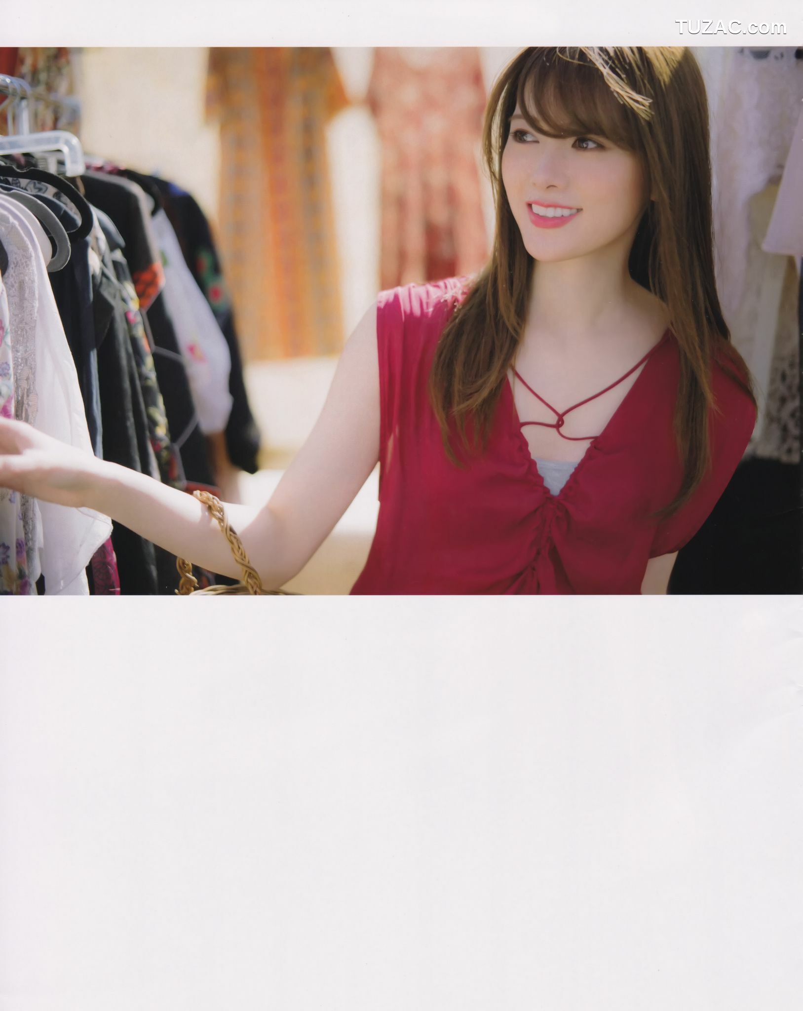 PB写真集_白石麻衣《パスポート》 写真集[131P]