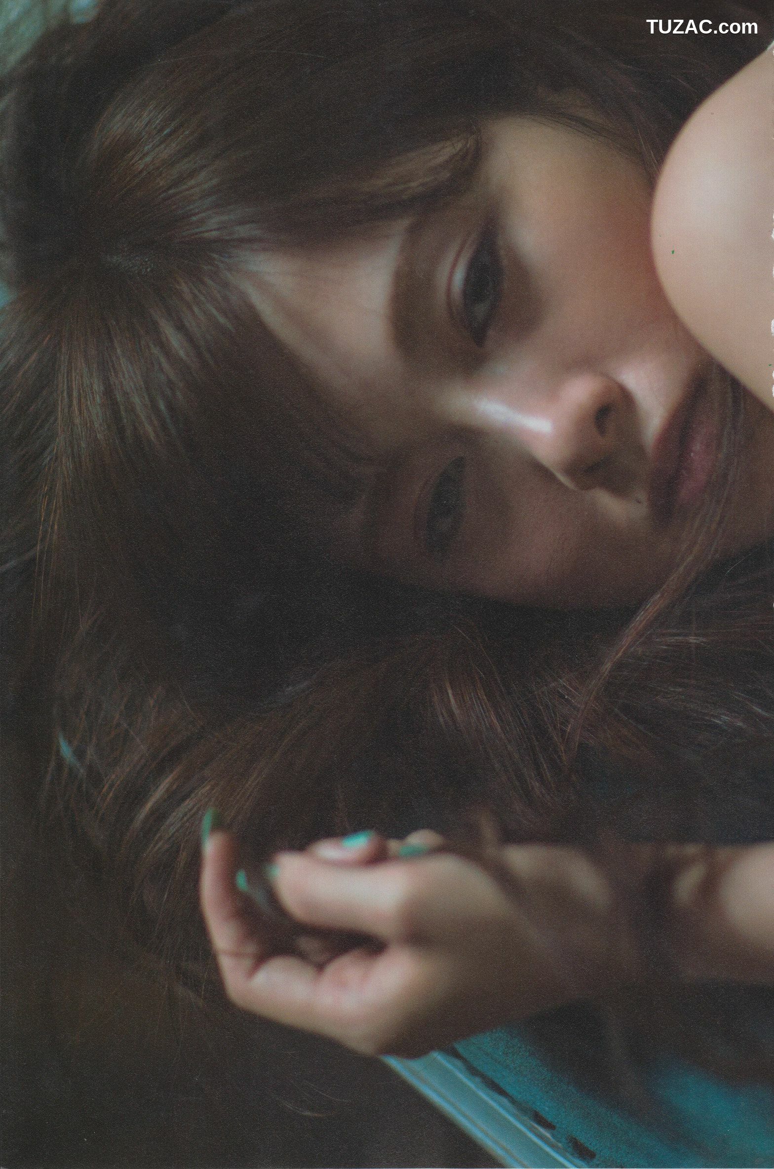 PB写真集_白石麻衣《清純な大人｣》 写真集[94P]