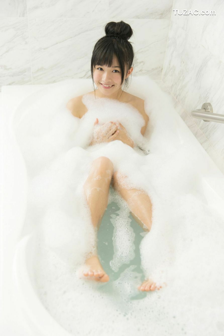 PB写真集_百川晴香《ももはると！ナイショのバカンス 必撮！まるごと☆》 [101P]