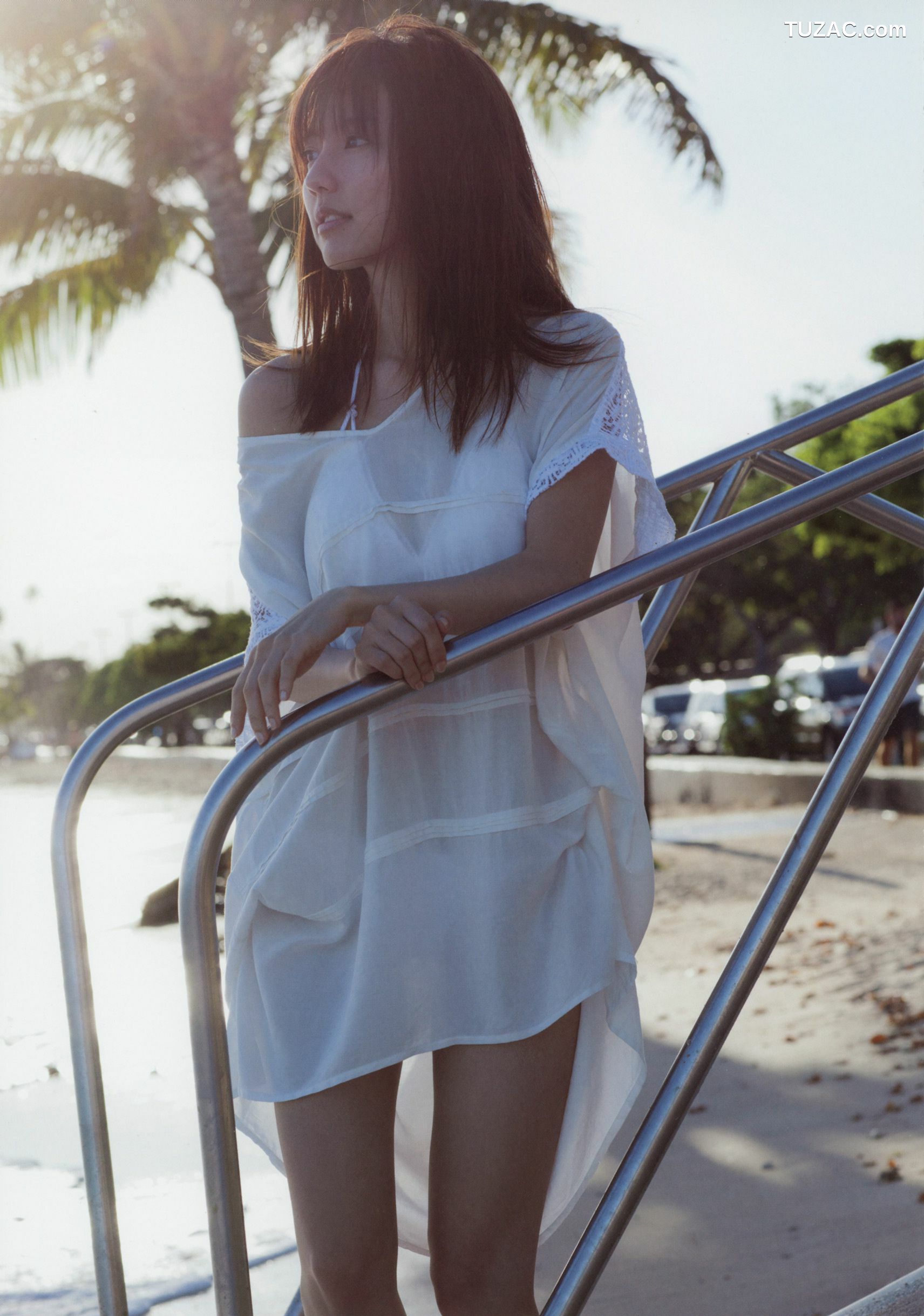 PB写真集_真野恵里菜《Escalation》 写真集[113P]