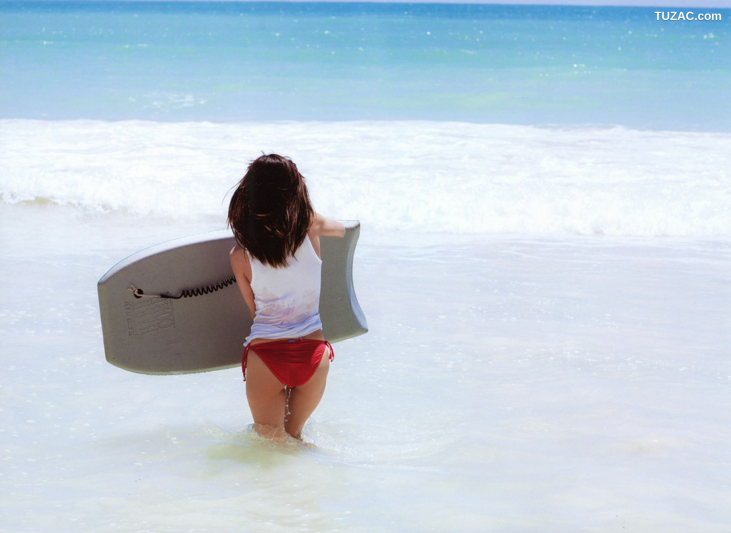 PB写真集_真野恵里菜《Escalation》 写真集[113P]