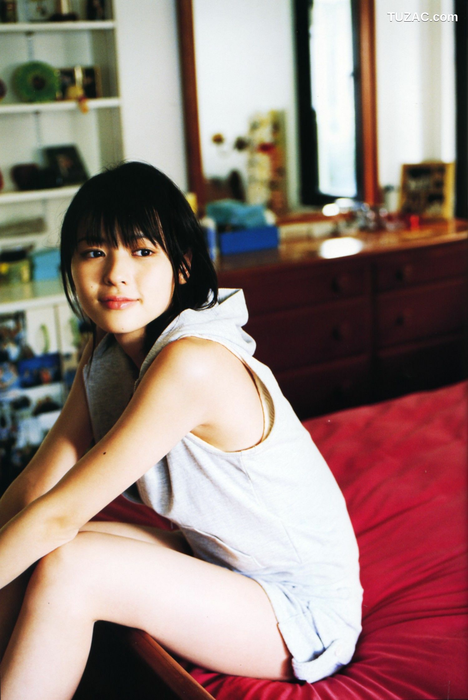 PB写真集_矢島舞美《Sousola》 写真集[75P]