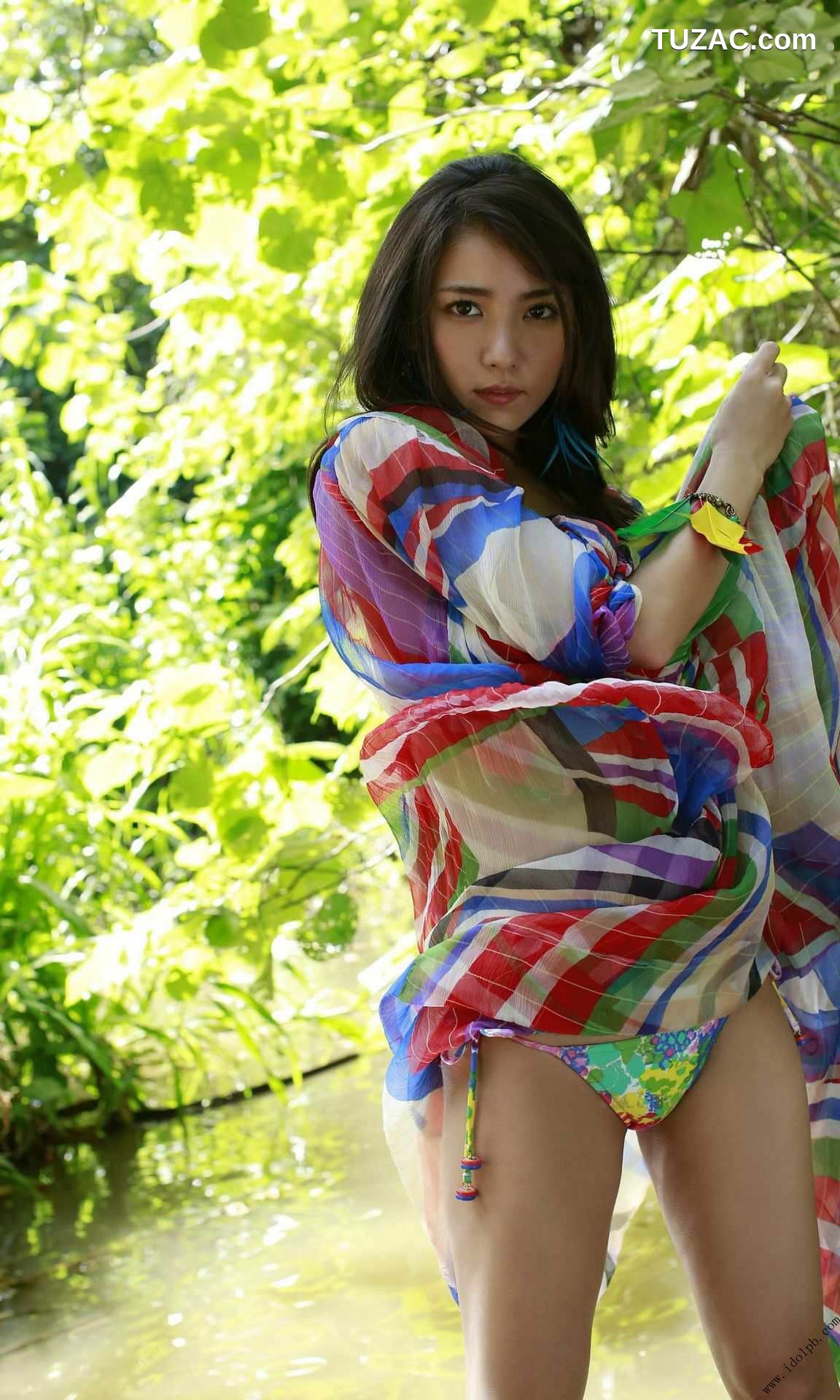 PB写真集_石川恋《ひと夏の想い出》 写真集[64P]