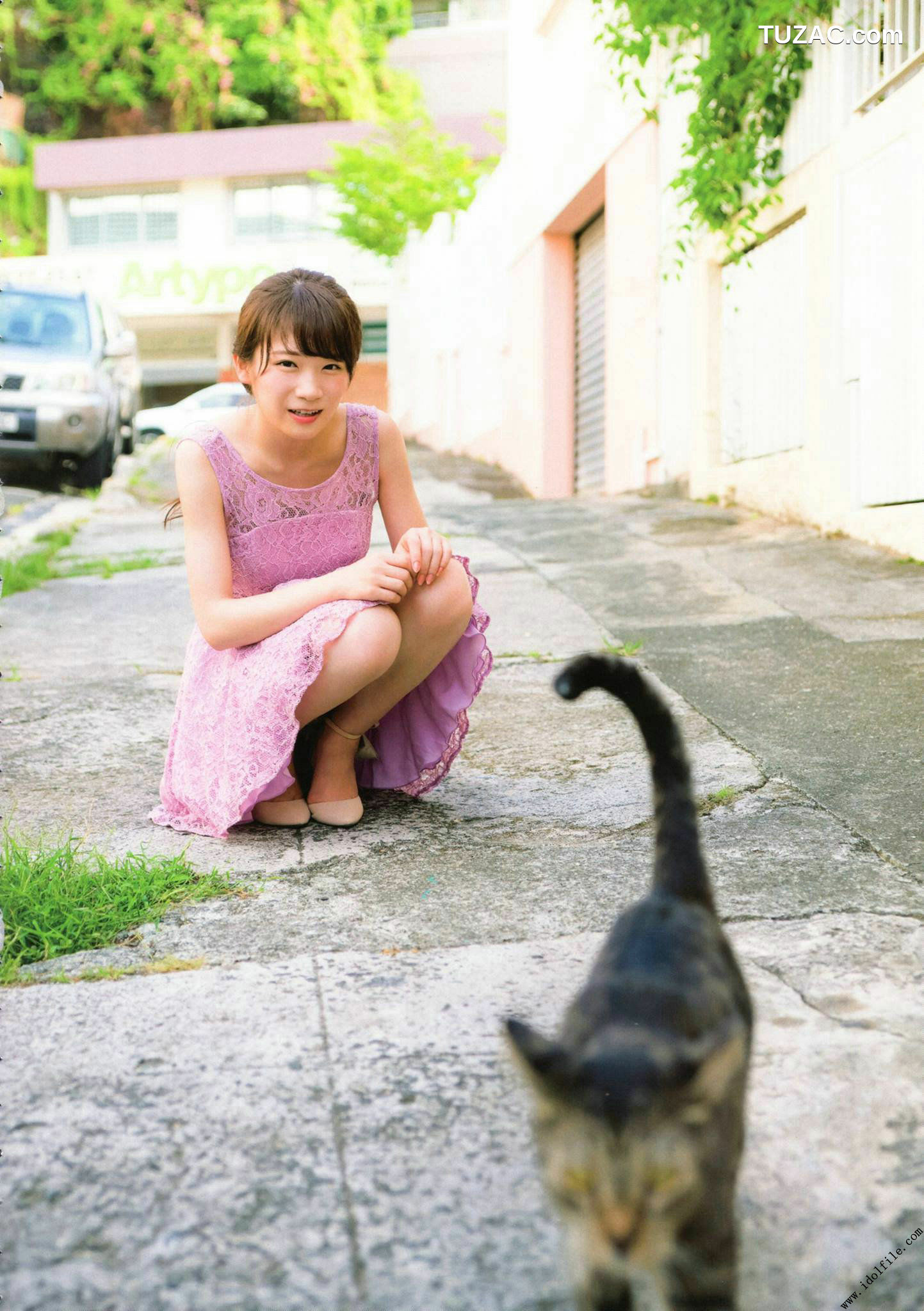 PB写真集_秋元真夏 1st《真夏の気圧配置》 写真集[145P]