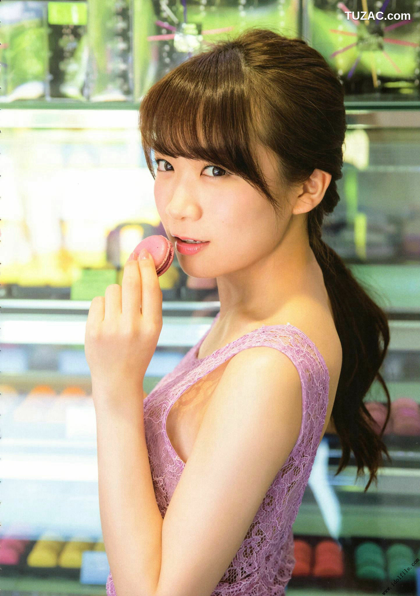 PB写真集_秋元真夏 1st《真夏の気圧配置》 写真集[145P]