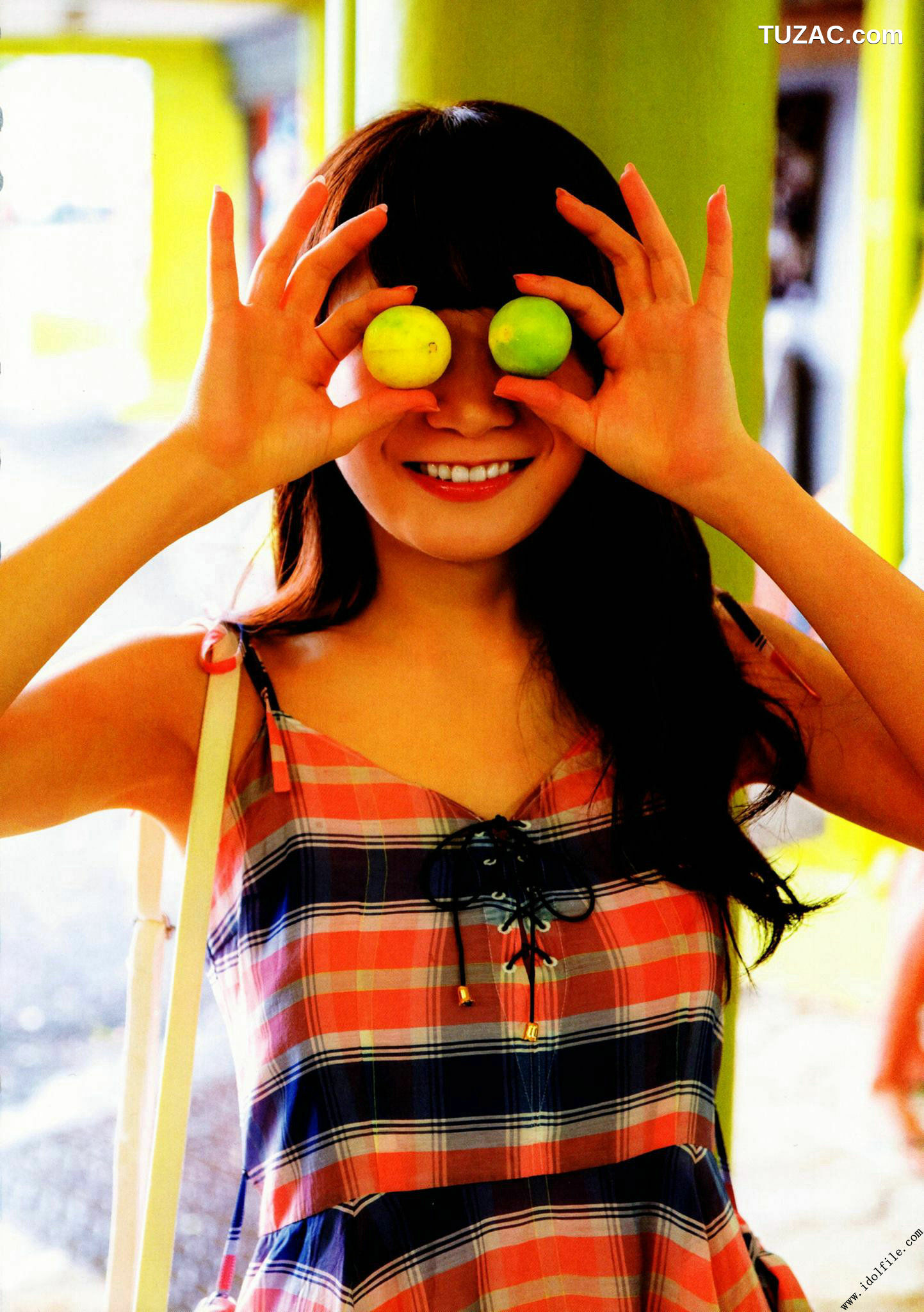 PB写真集_秋元真夏 1st《真夏の気圧配置》 写真集[145P]