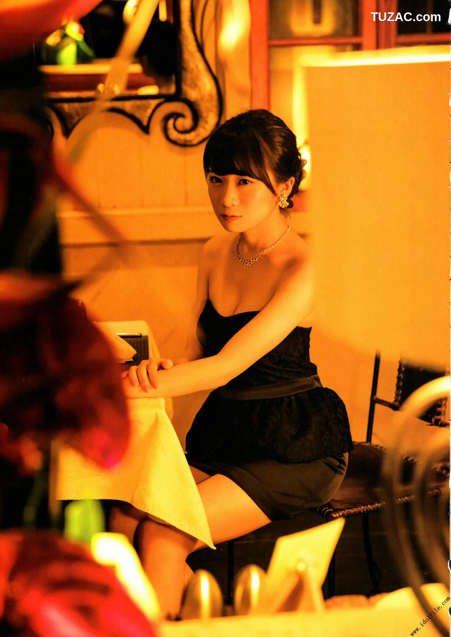 PB写真集_秋元真夏 1st《真夏の気圧配置》 写真集[145P]