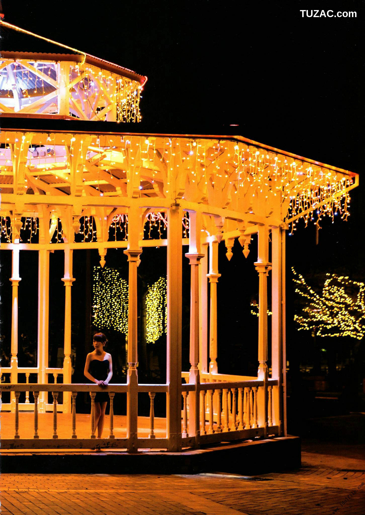 PB写真集_秋元真夏 1st《真夏の気圧配置》 写真集[145P]