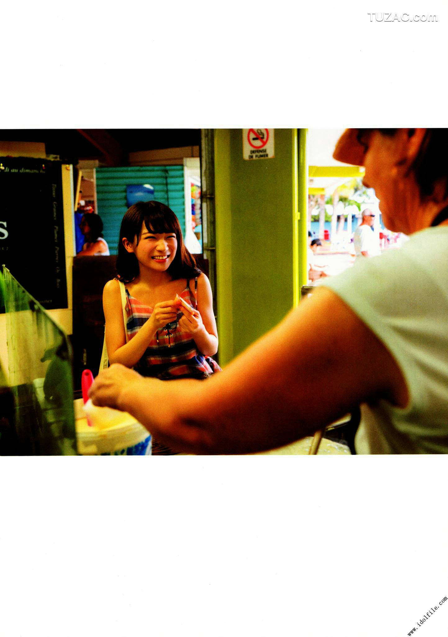 PB写真集_秋元真夏 1st《真夏の気圧配置》 写真集[145P]