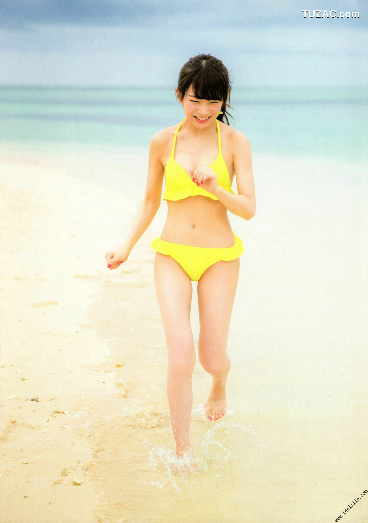 PB写真集_秋元真夏 1st《真夏の気圧配置》 写真集[145P]
