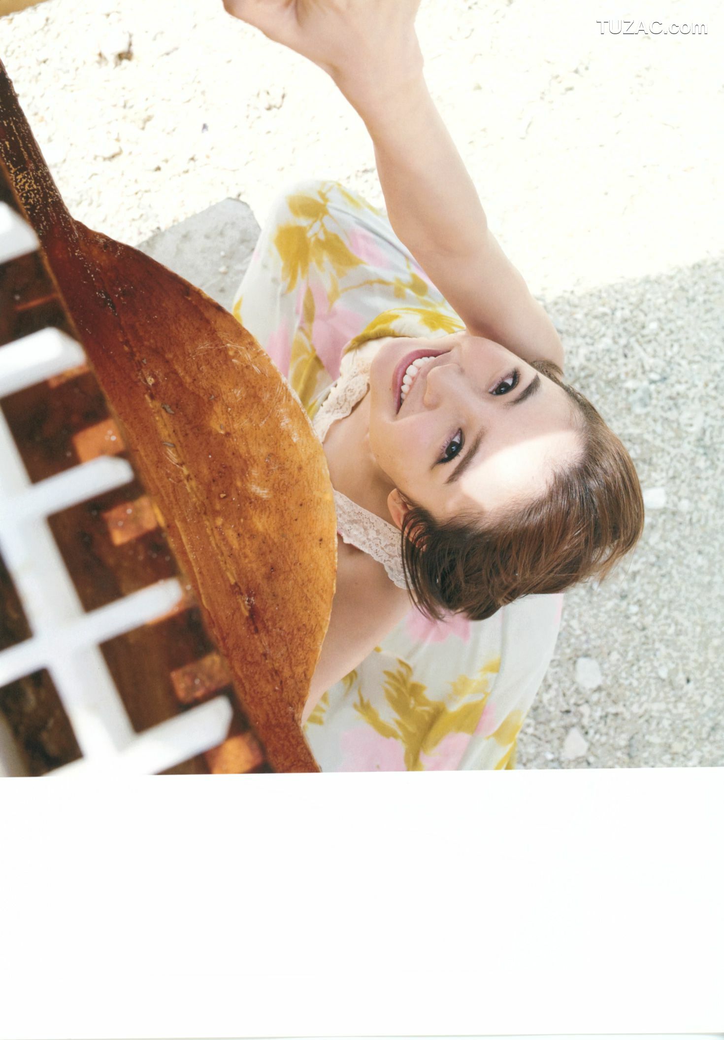 PB写真集_篠田麻里子《Memories》完全版 [245P]