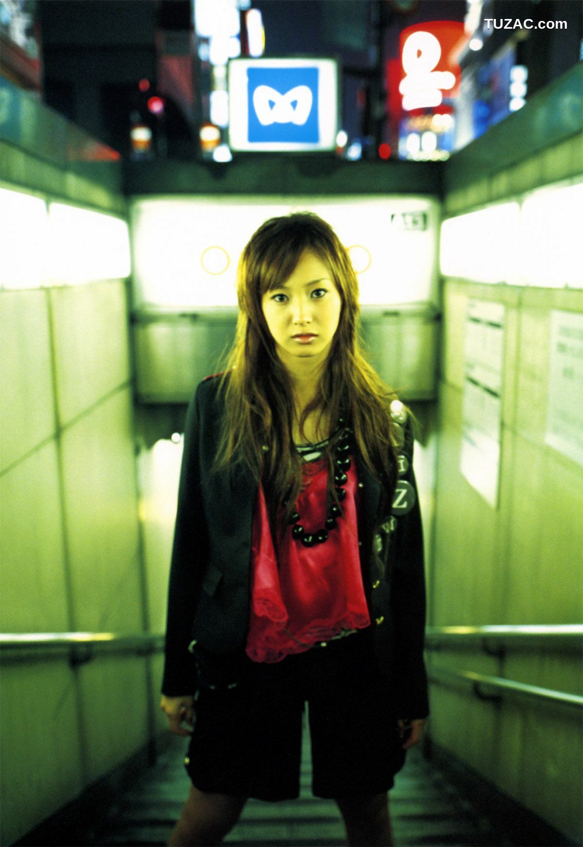 PB写真集_藤本美貴 《cheri（シェリー）》 写真集[73P]