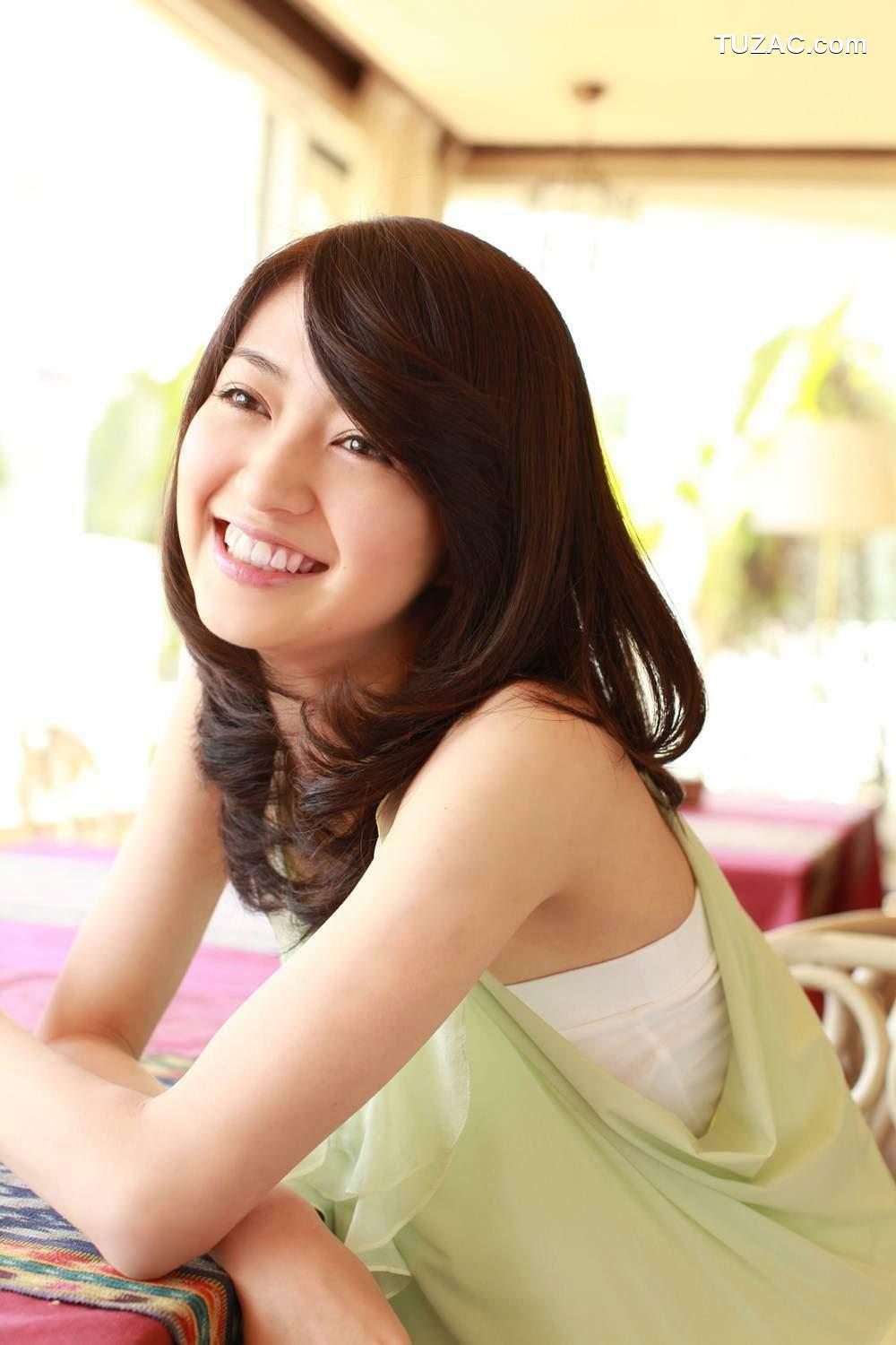 PB写真集_逢沢りな 《Colorful Days》 PB 写真集