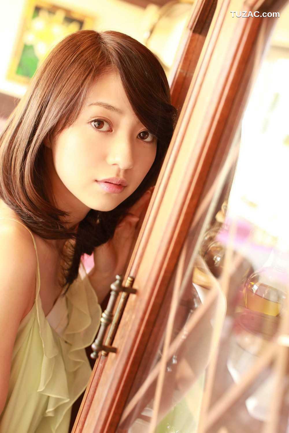 PB写真集_逢沢りな 《Colorful Days》 PB 写真集