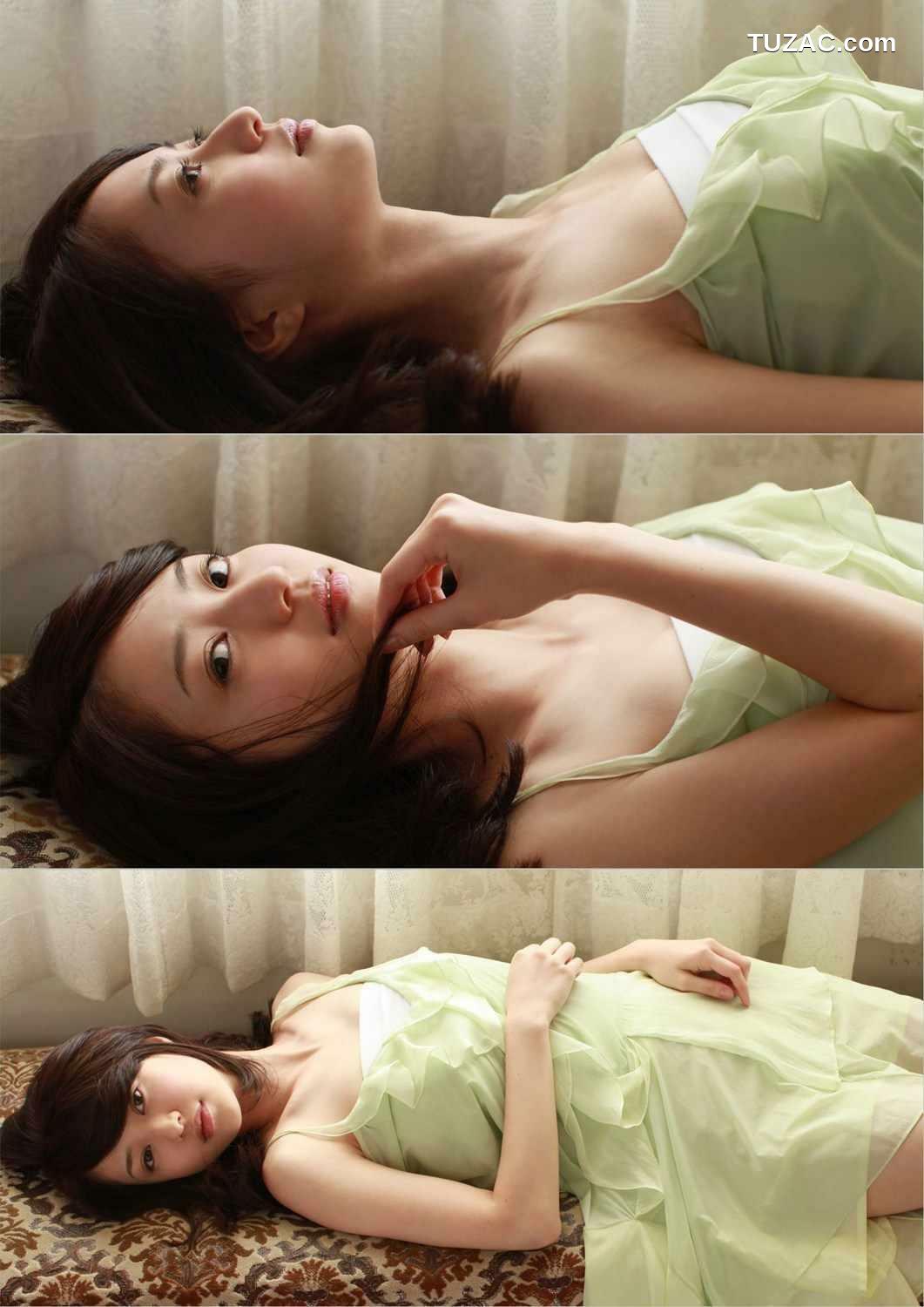 PB写真集_逢沢りな 《Colorful Days》 PB 写真集