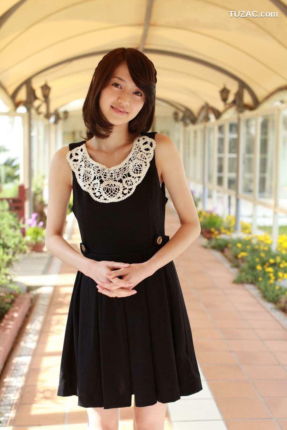 PB写真集_逢沢りな 《Colorful Days》 PB 写真集