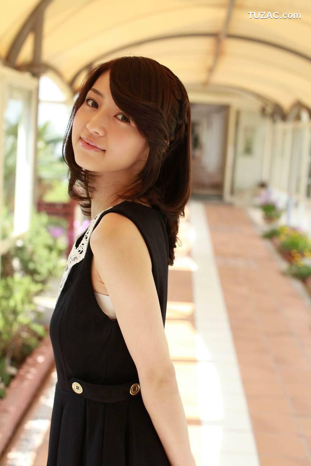 PB写真集_逢沢りな 《Colorful Days》 PB 写真集