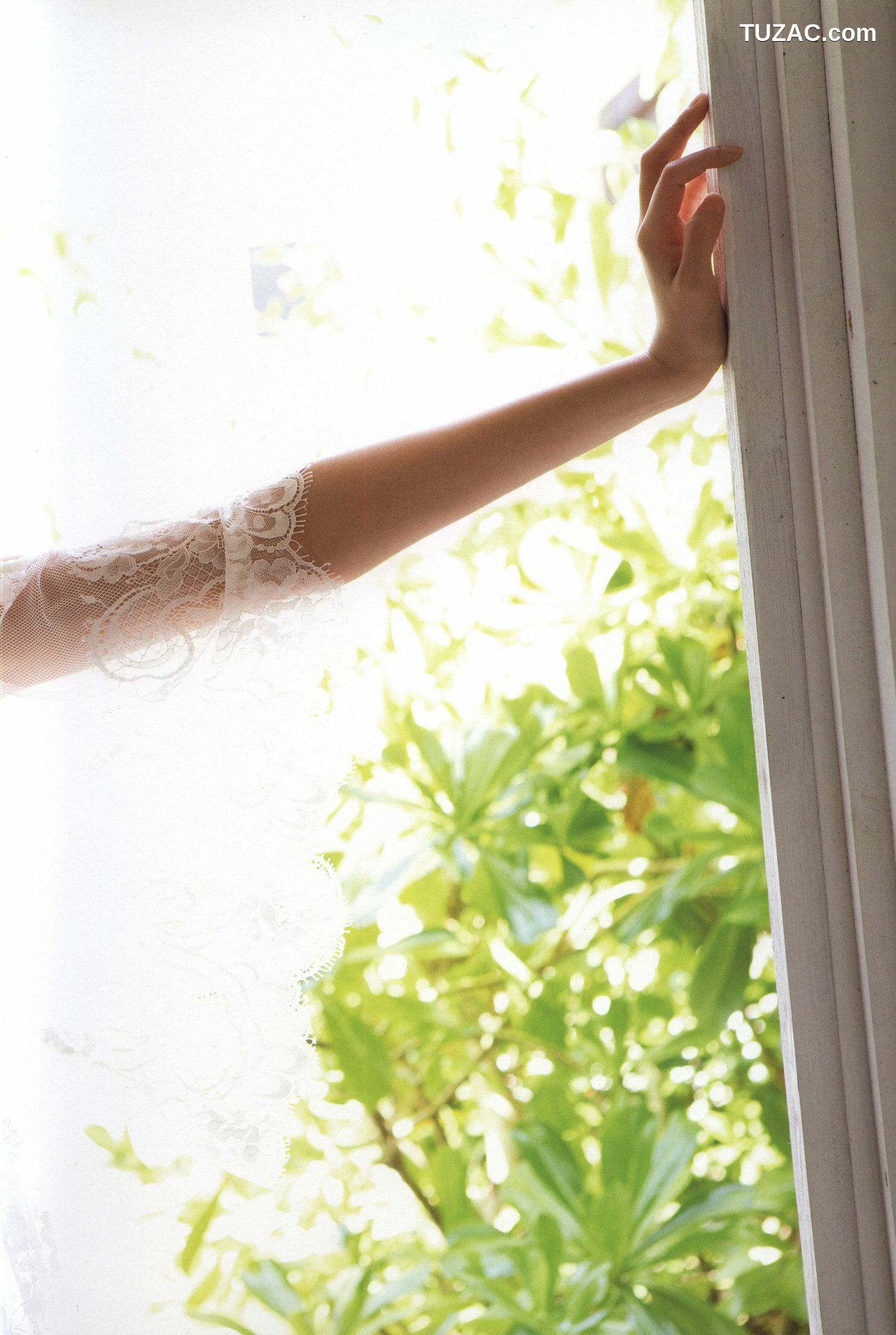 PB写真集_道重さゆみ《YOUR LOVE》 [113P]