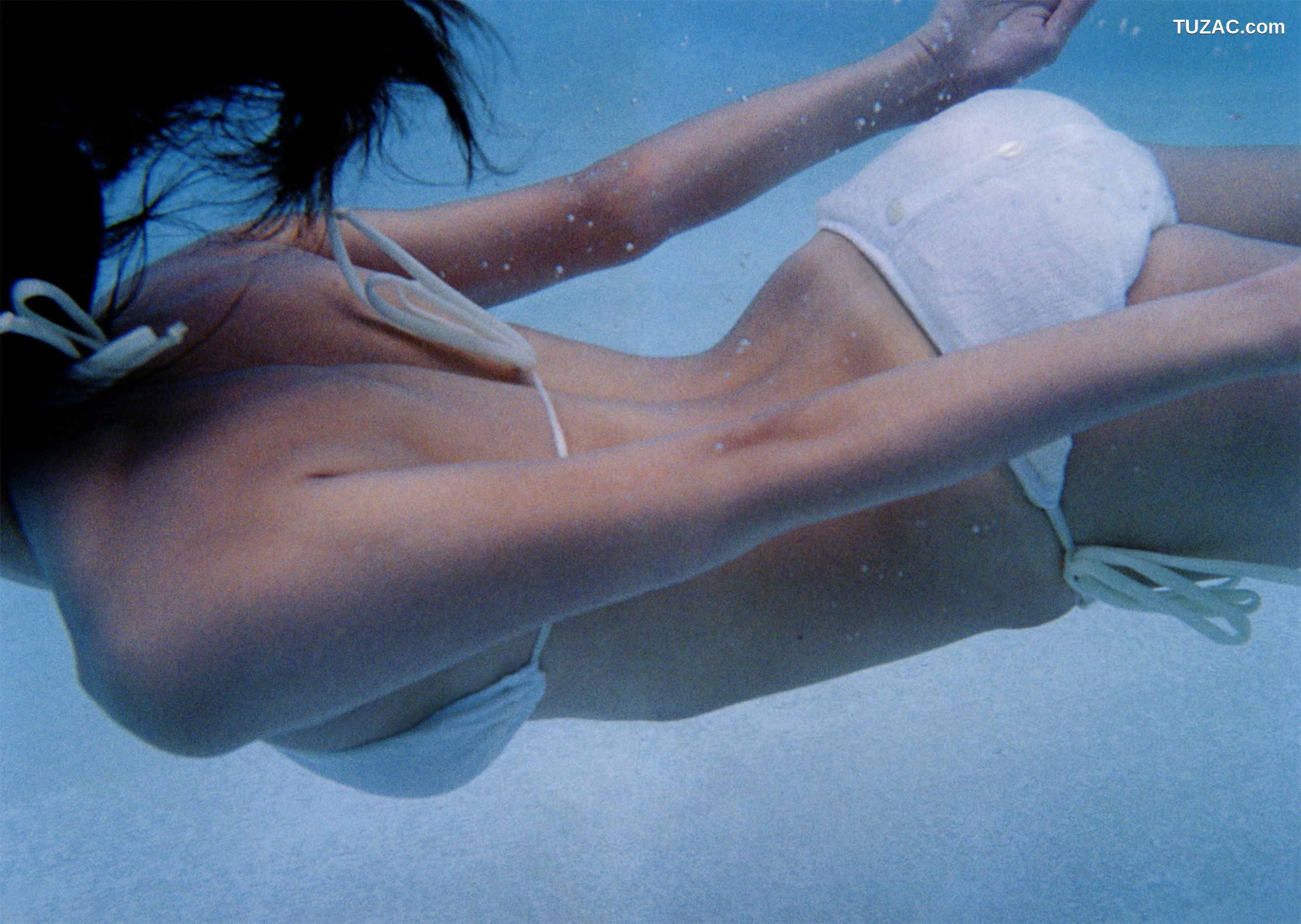 PB写真集_里田舞《My Life》 写真集[74P]