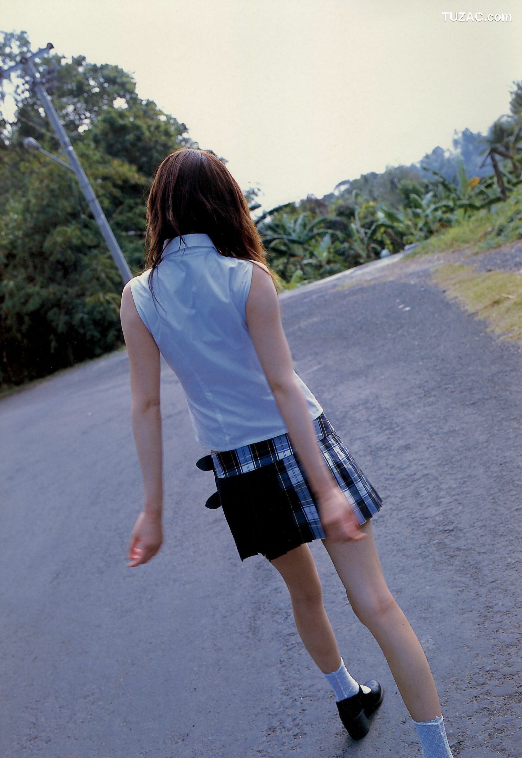PB写真集_鈴木茜《LoliCat》 写真集[97P]
