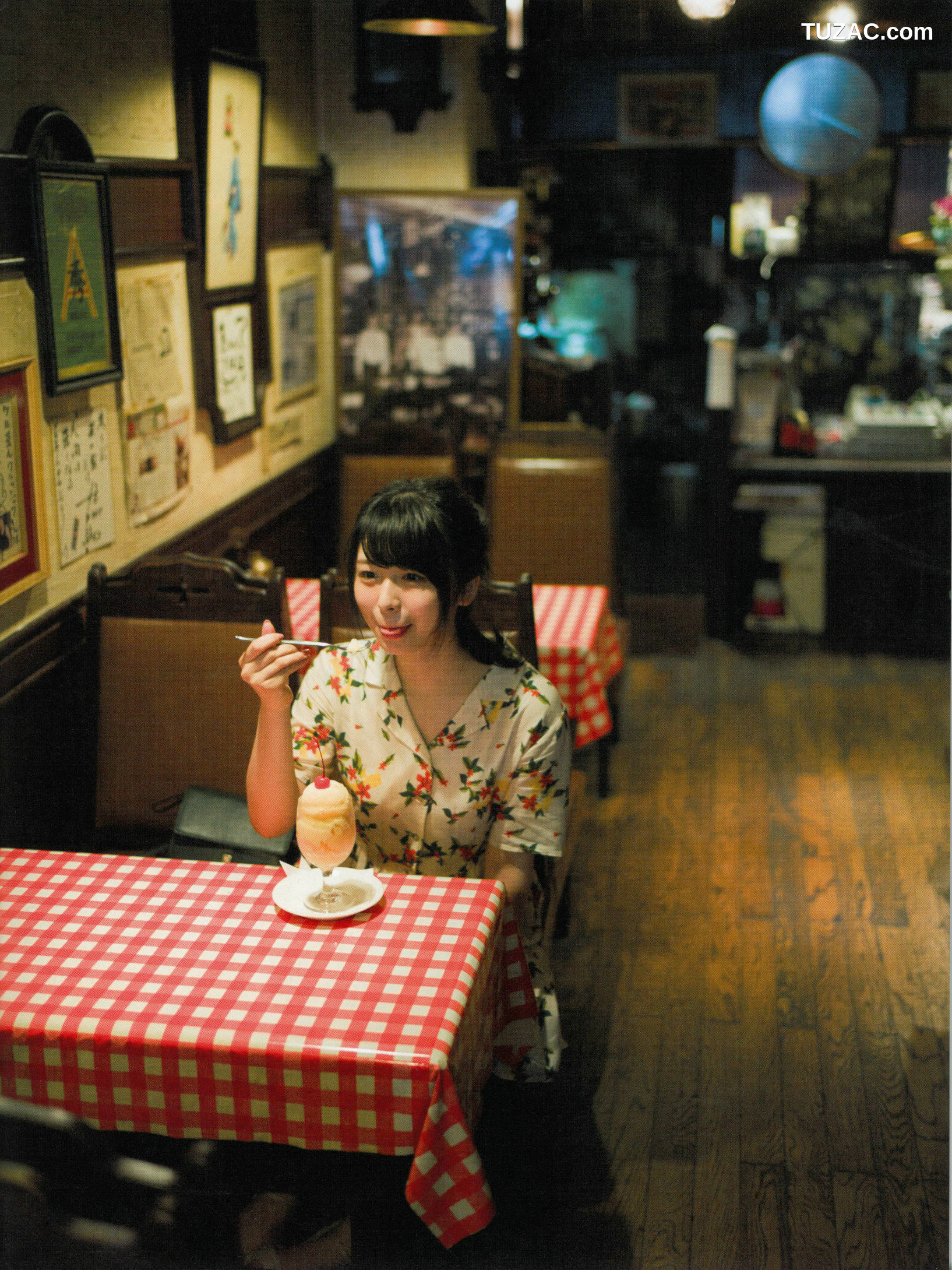 PB写真集_長濱ねる/长滨宁琉 1st《ここから》 写真集[123P]