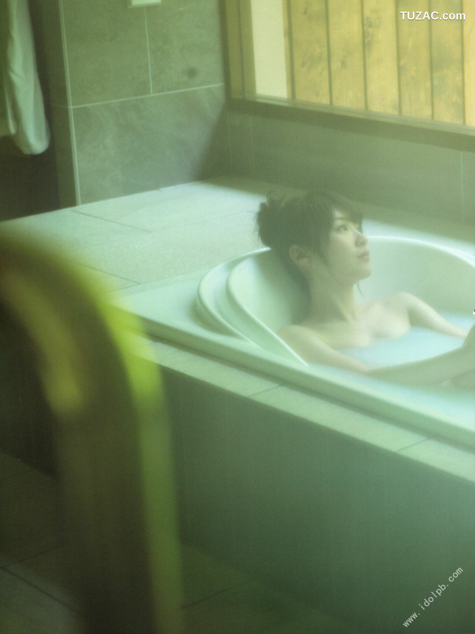 PB写真集_高山一実/高山一实 《恋かもしれない》 [119P]