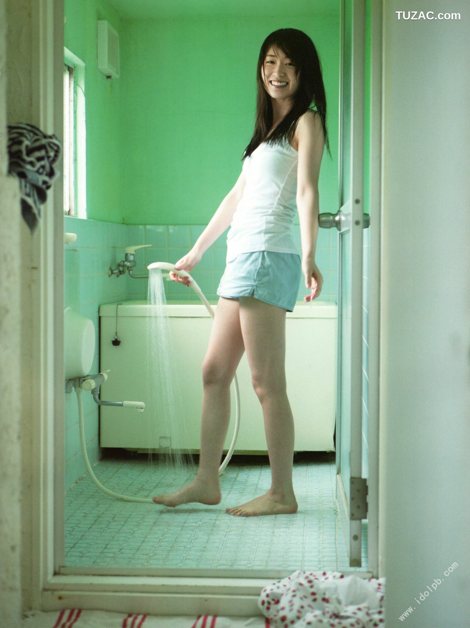 PB写真集_高山一実/高山一实 《恋かもしれない》 [119P]