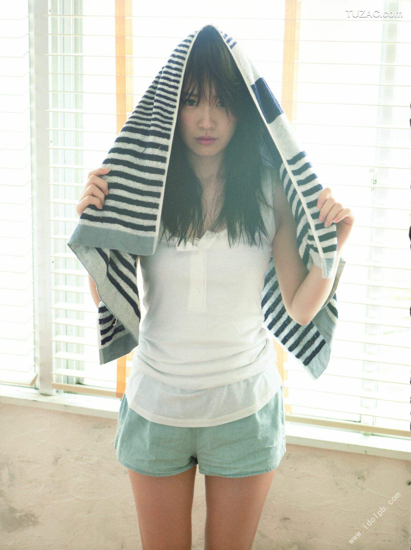 PB写真集_高山一実/高山一实 《恋かもしれない》 [119P]