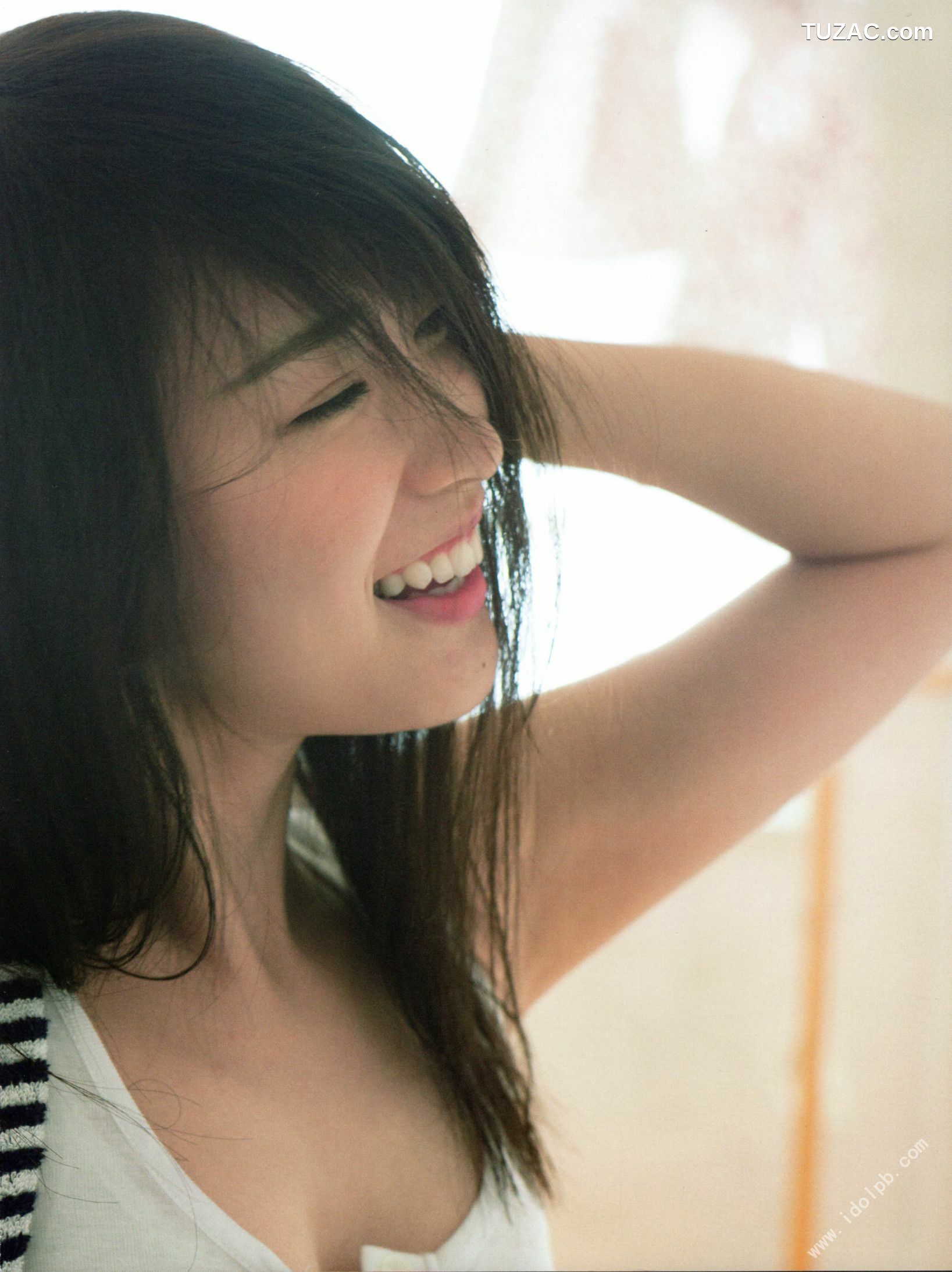 PB写真集_高山一実/高山一实 《恋かもしれない》 [119P]