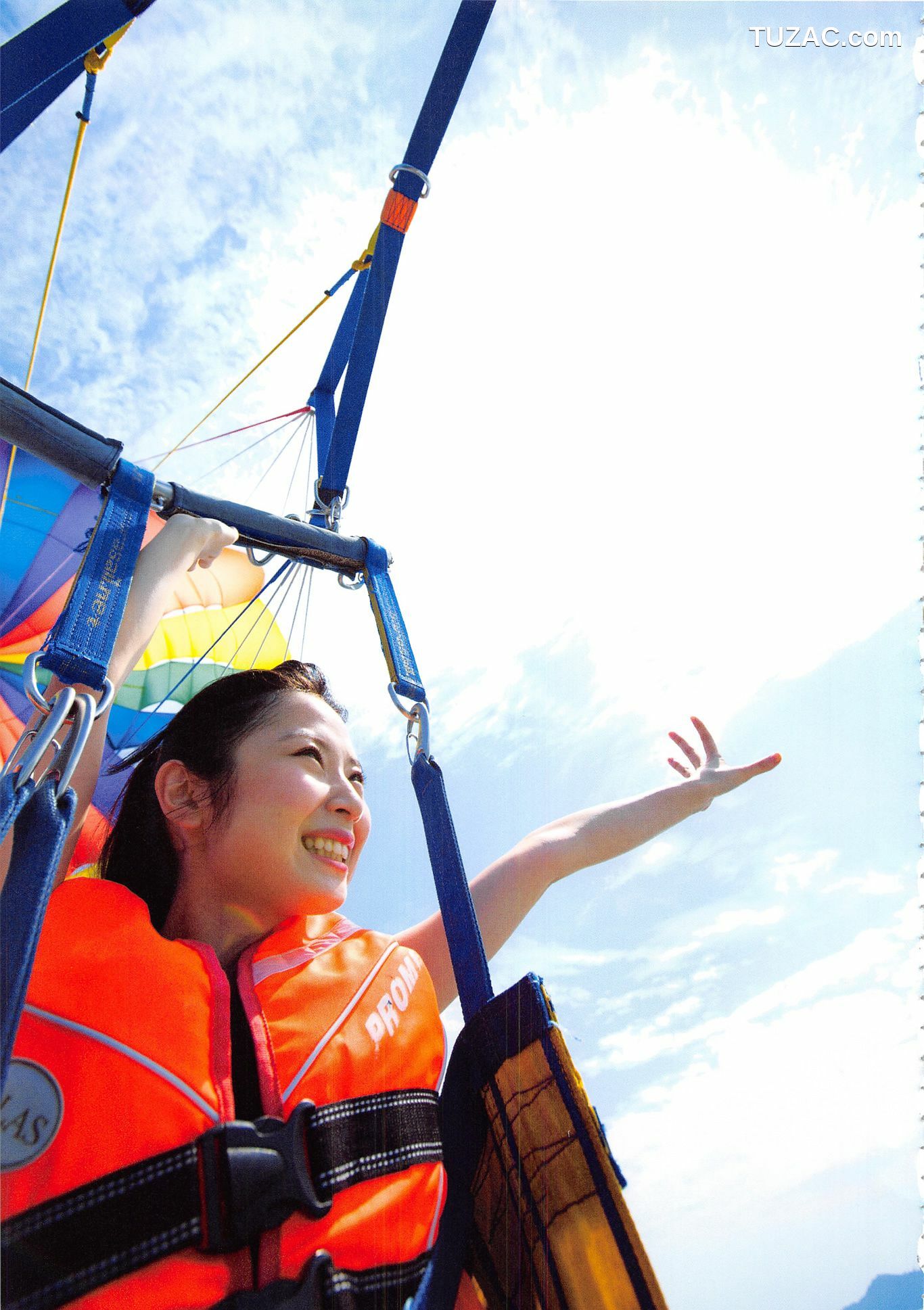 PB写真集_高柳明音《Churi》 写真集[136P]