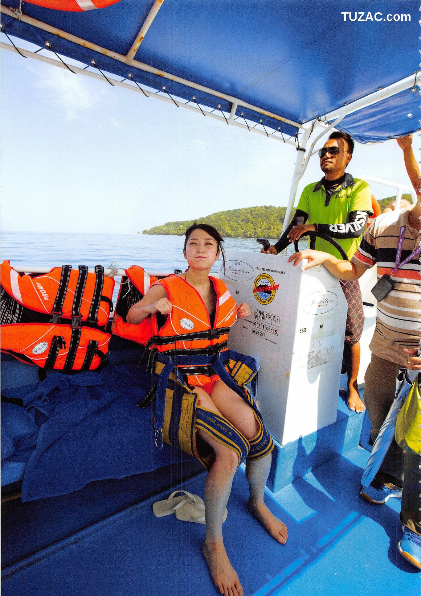 PB写真集_高柳明音《Churi》 写真集[136P]