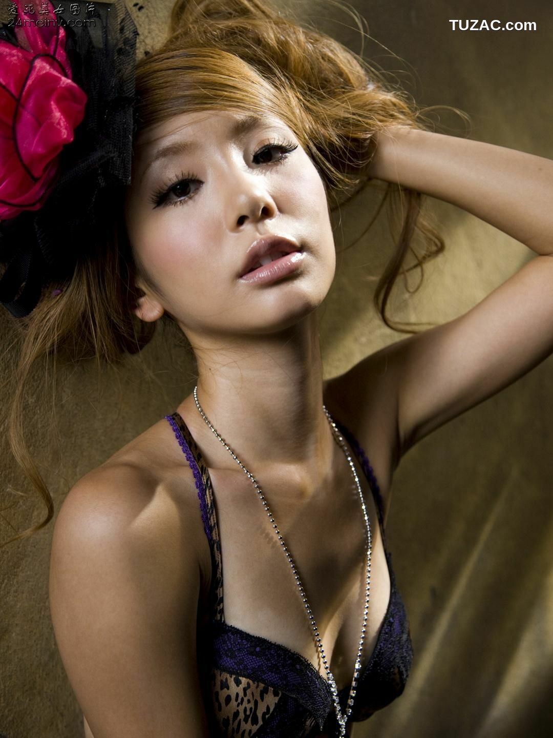 Sabra_ Strictly Gir 福長優 写真集[38P]