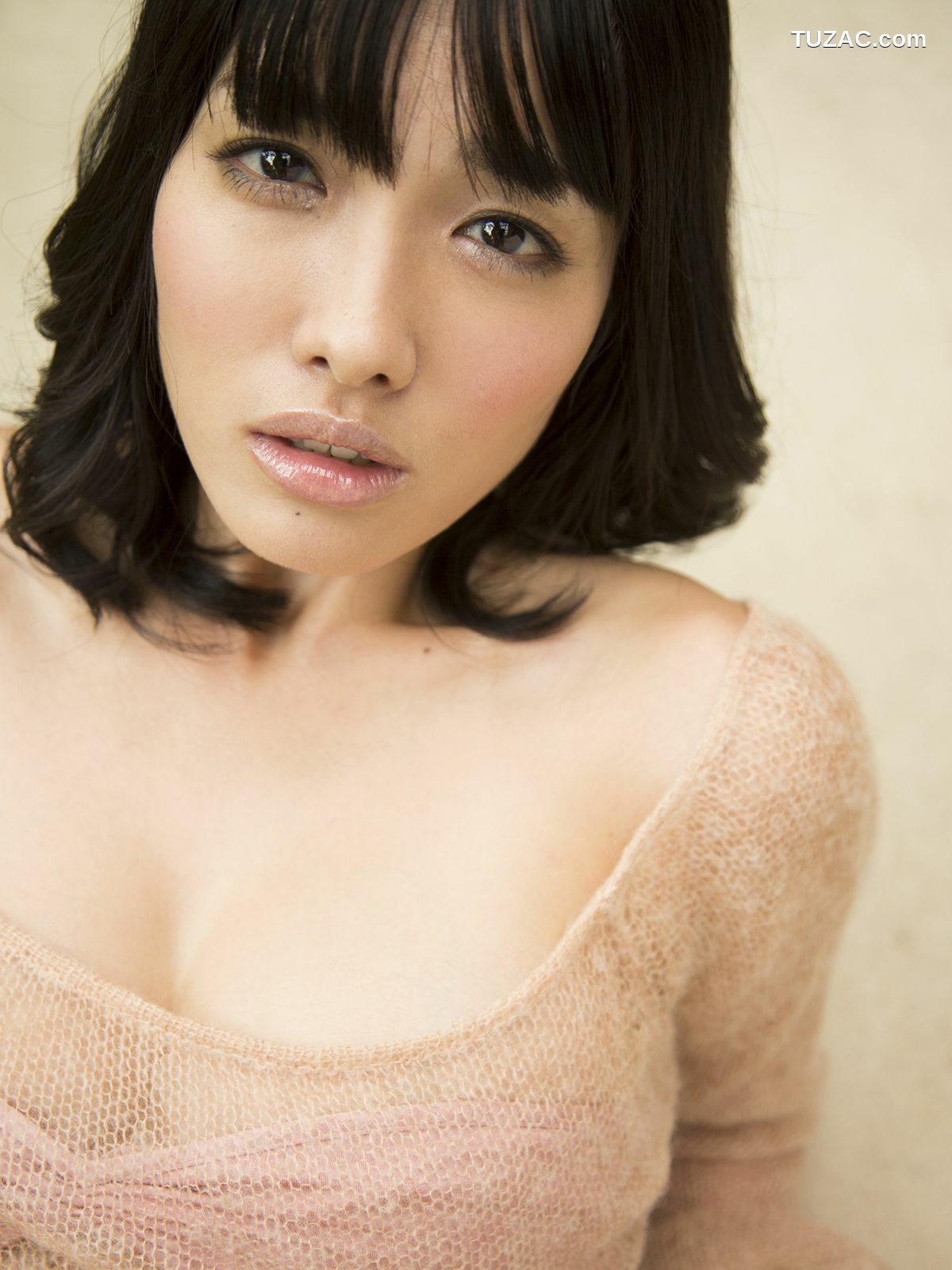 Sabra_Anna Konno 今野杏南 写真集 Strictly Girls [100P]