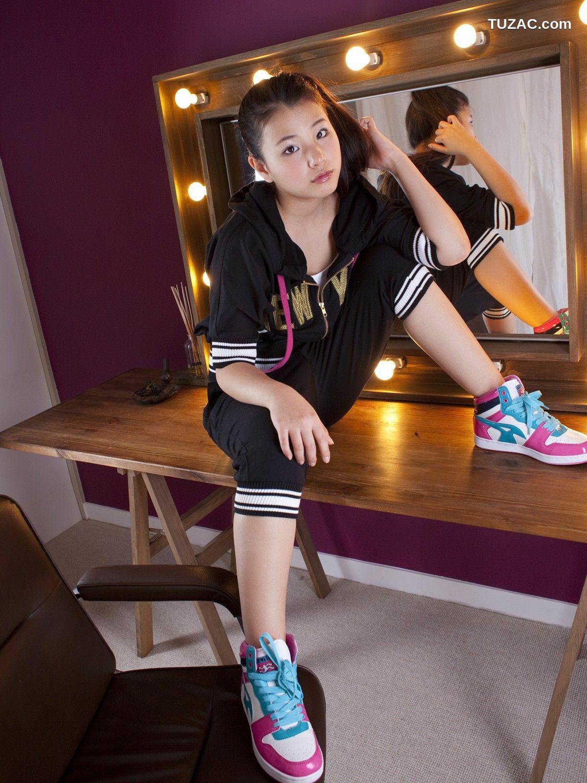 Sabra_仓田瑠夏《Look at Ruka》 写真集 COVER GIRL [100P]