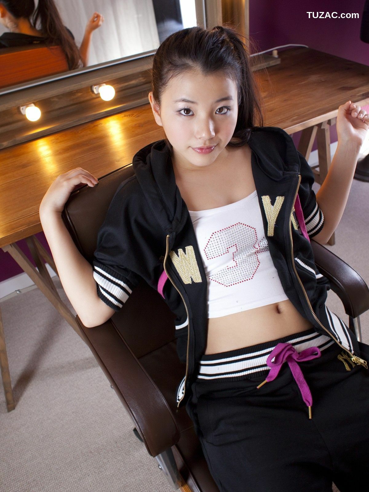 Sabra_仓田瑠夏《Look at Ruka》 写真集 COVER GIRL [100P]