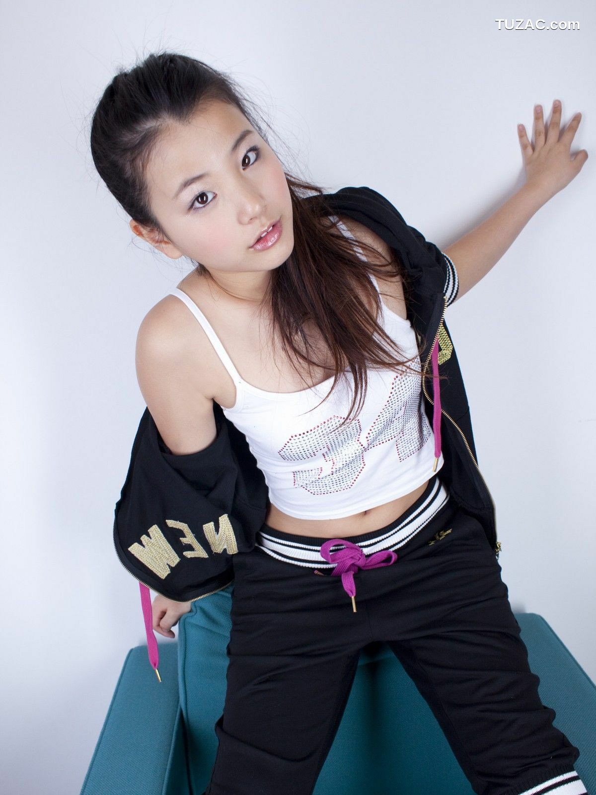 Sabra_仓田瑠夏《Look at Ruka》 写真集 COVER GIRL [100P]