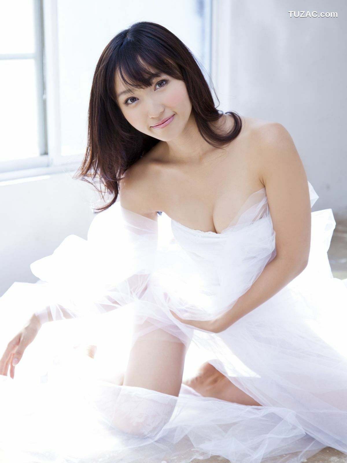 Sabra_吉木りさ《OFFENSE &amp;amp; DEFENSE》 写真集 Cover Girl [100P]