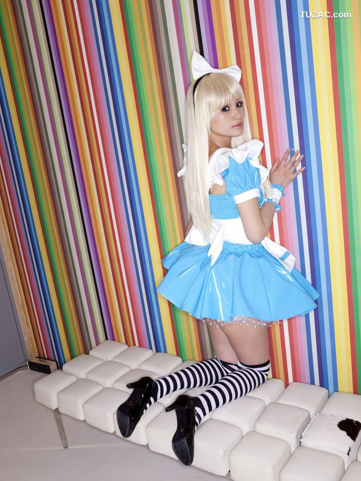 Sabra_小林ゆう《TWO LOVE ONE LOVE》写真集 [40P]
