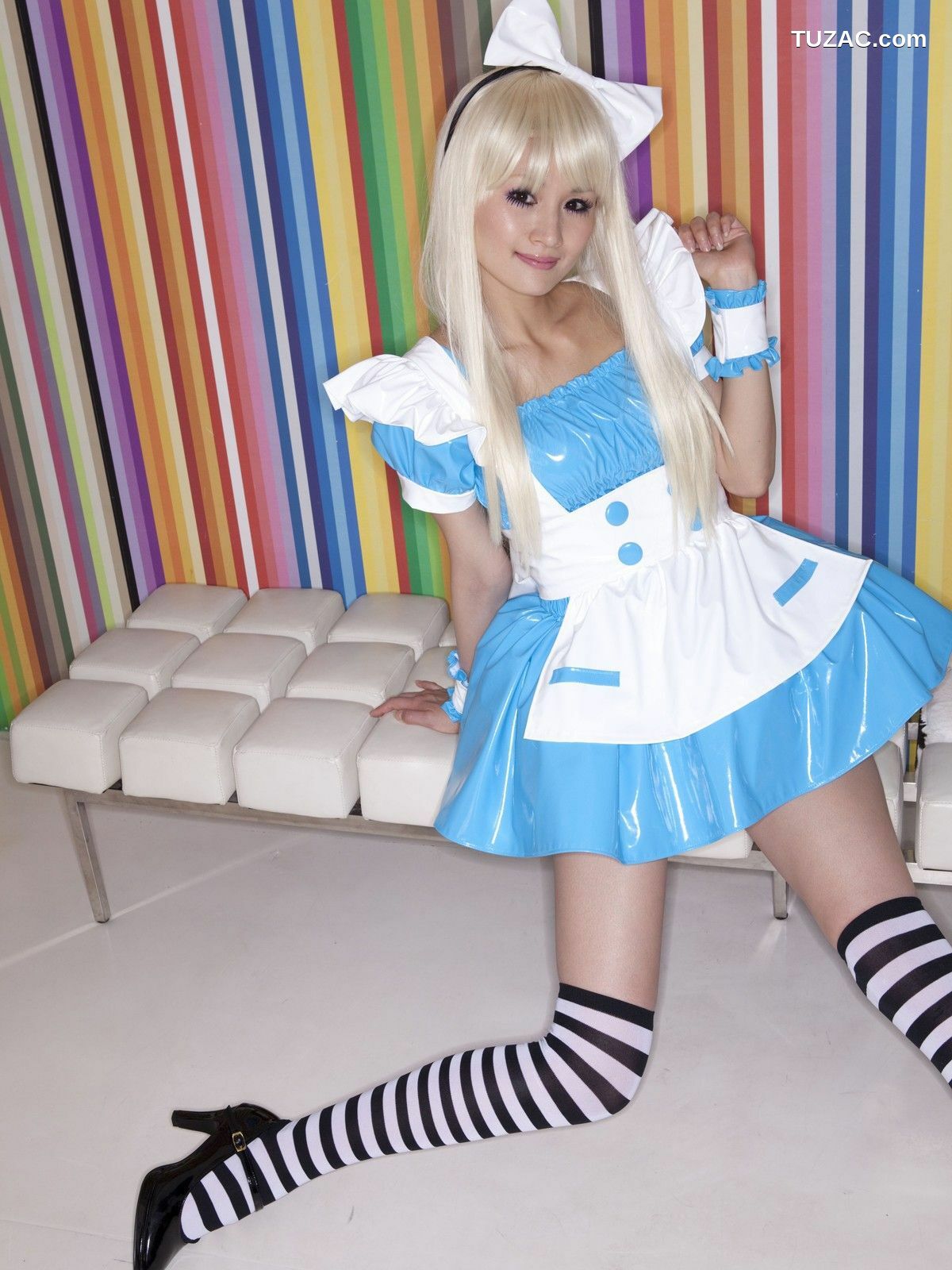 Sabra_小林ゆう《TWO LOVE ONE LOVE》写真集 [40P]